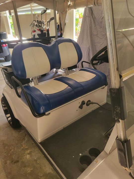 Active With Contract: $379,000 (3 beds, 2 baths, 1892 Square Feet)