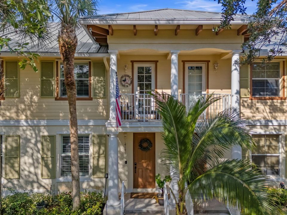 最近售出: $465,000 (2 贝兹, 2 浴室, 1290 平方英尺)