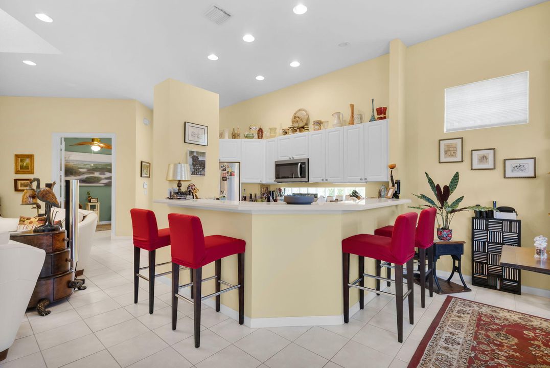 For Sale: $534,000 (3 beds, 2 baths, 1720 Square Feet)