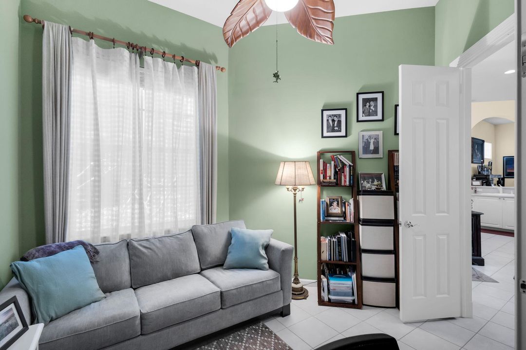 For Sale: $534,000 (3 beds, 2 baths, 1720 Square Feet)