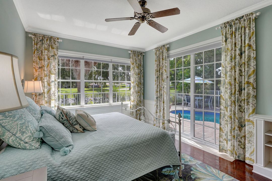 合同活跃: $5,800 (3 贝兹, 2 浴室, 1831 平方英尺)