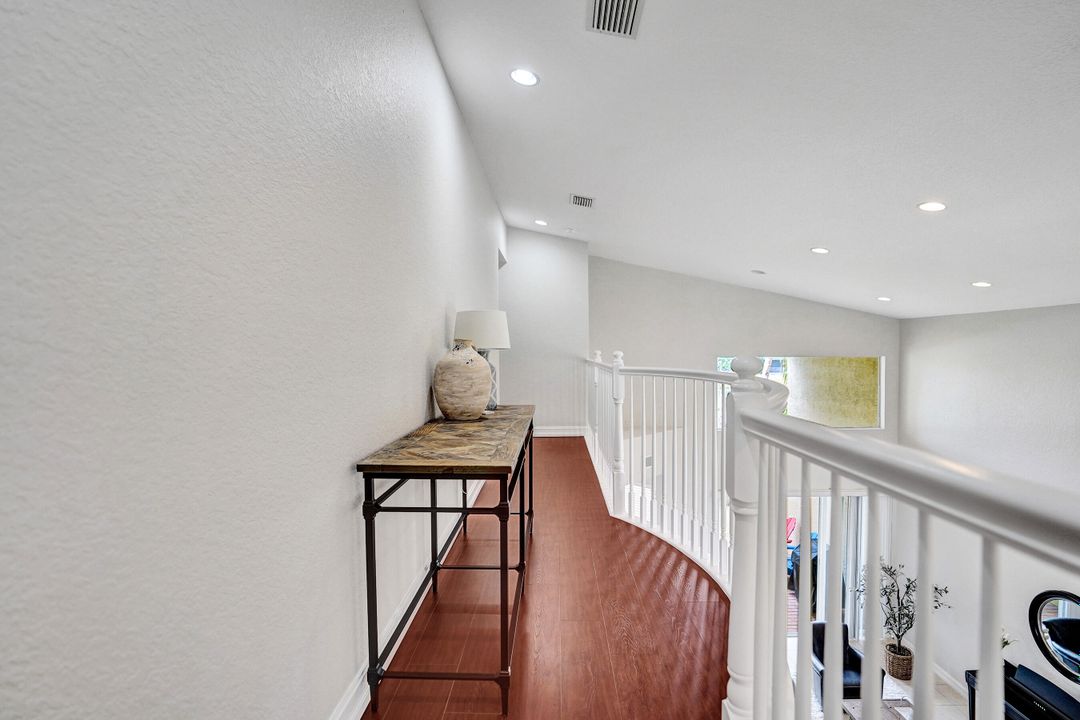 待售: $780,000 (4 贝兹, 2 浴室, 2737 平方英尺)