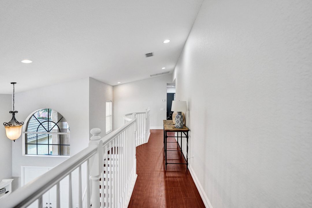 待售: $780,000 (4 贝兹, 2 浴室, 2737 平方英尺)