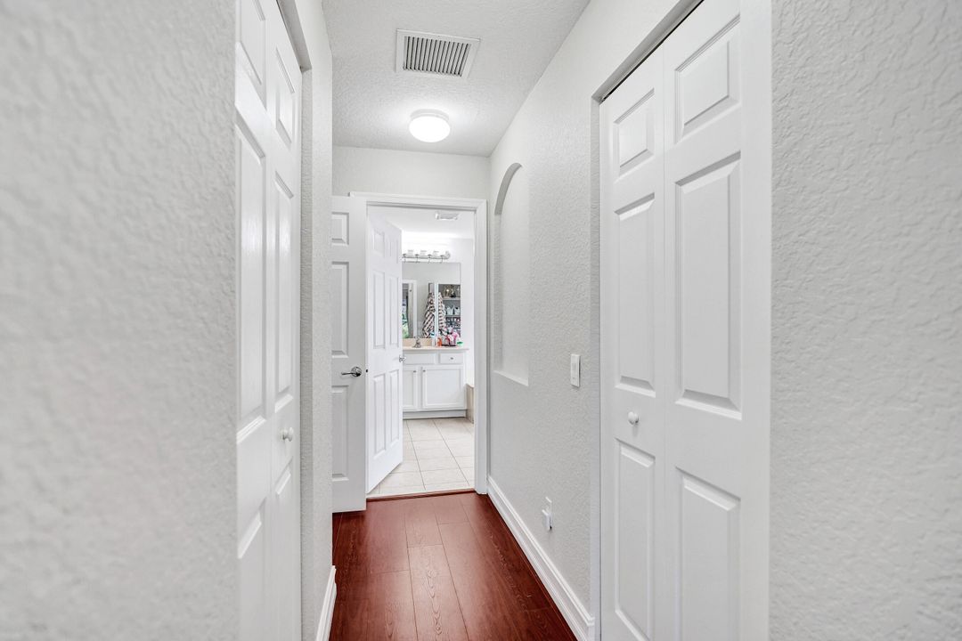 待售: $780,000 (4 贝兹, 2 浴室, 2737 平方英尺)