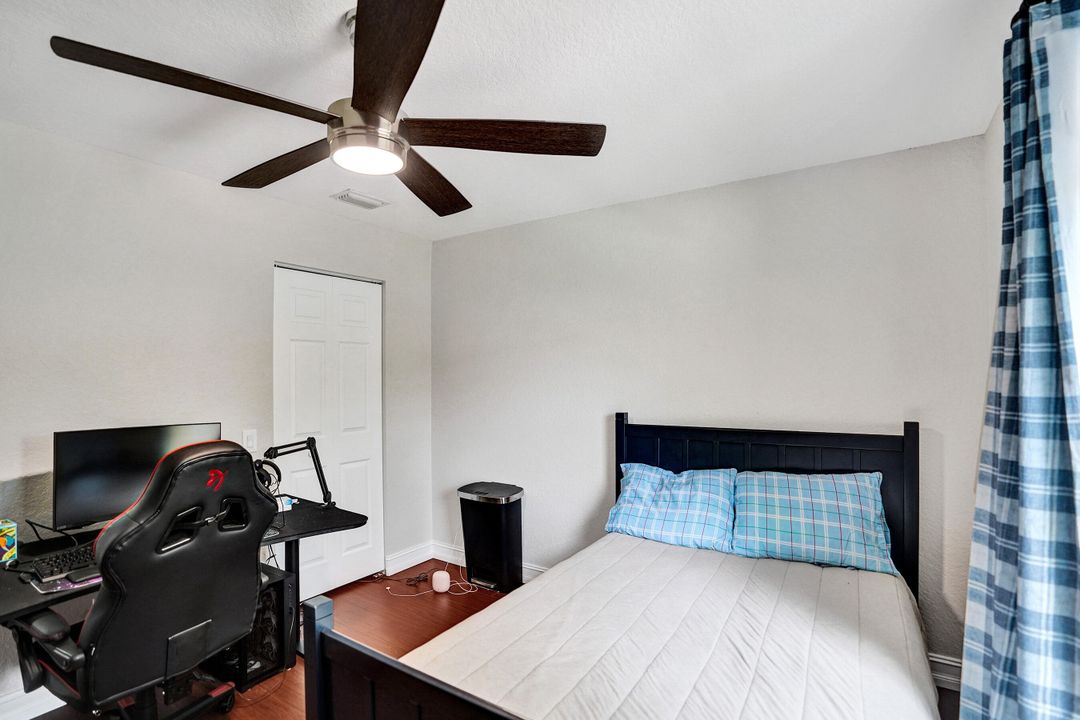 待售: $780,000 (4 贝兹, 2 浴室, 2737 平方英尺)