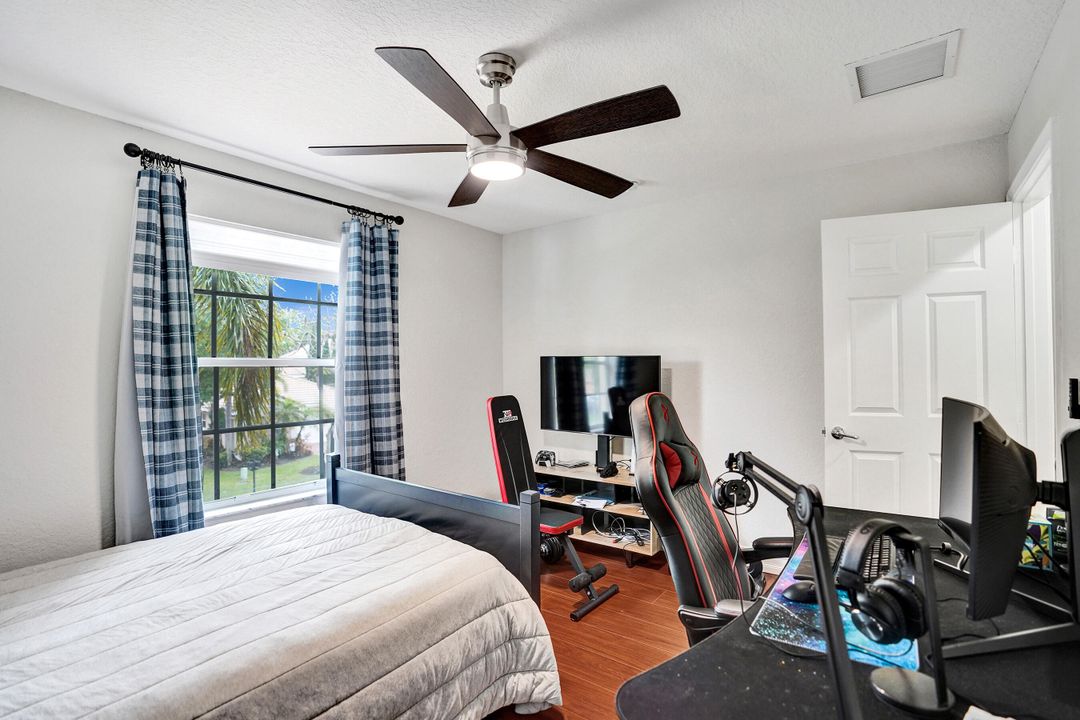 待售: $780,000 (4 贝兹, 2 浴室, 2737 平方英尺)