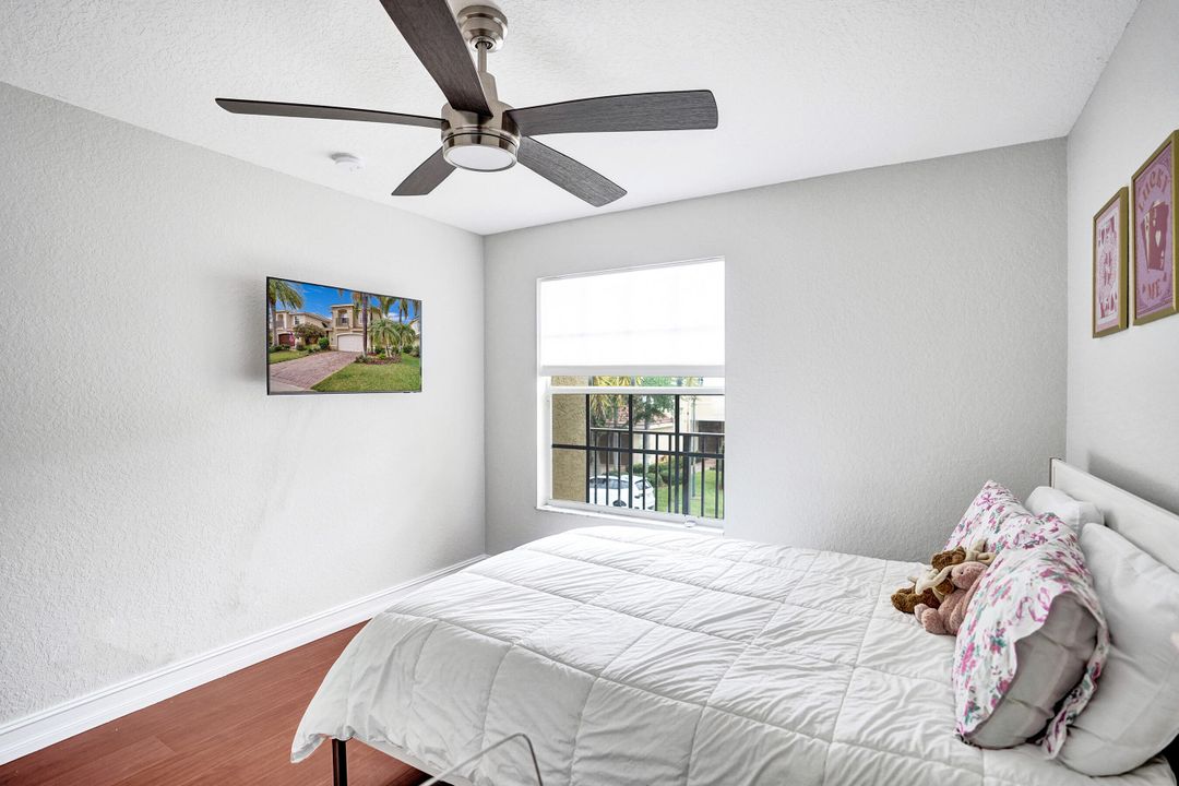 待售: $780,000 (4 贝兹, 2 浴室, 2737 平方英尺)