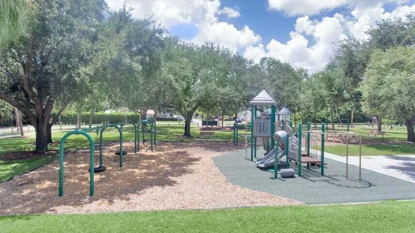 Activo con contrato: $1,150,000 (4 camas, 3 baños, 2854 Pies cuadrados)