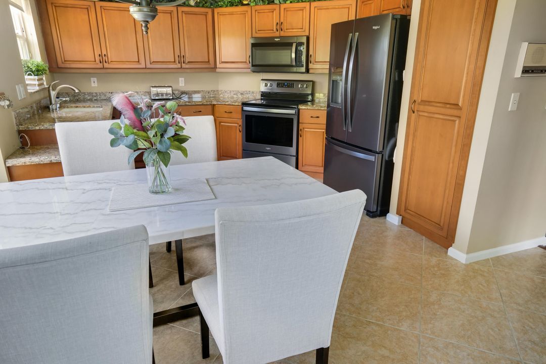 Active With Contract: $799,900 (3 beds, 2 baths, 2013 Square Feet)