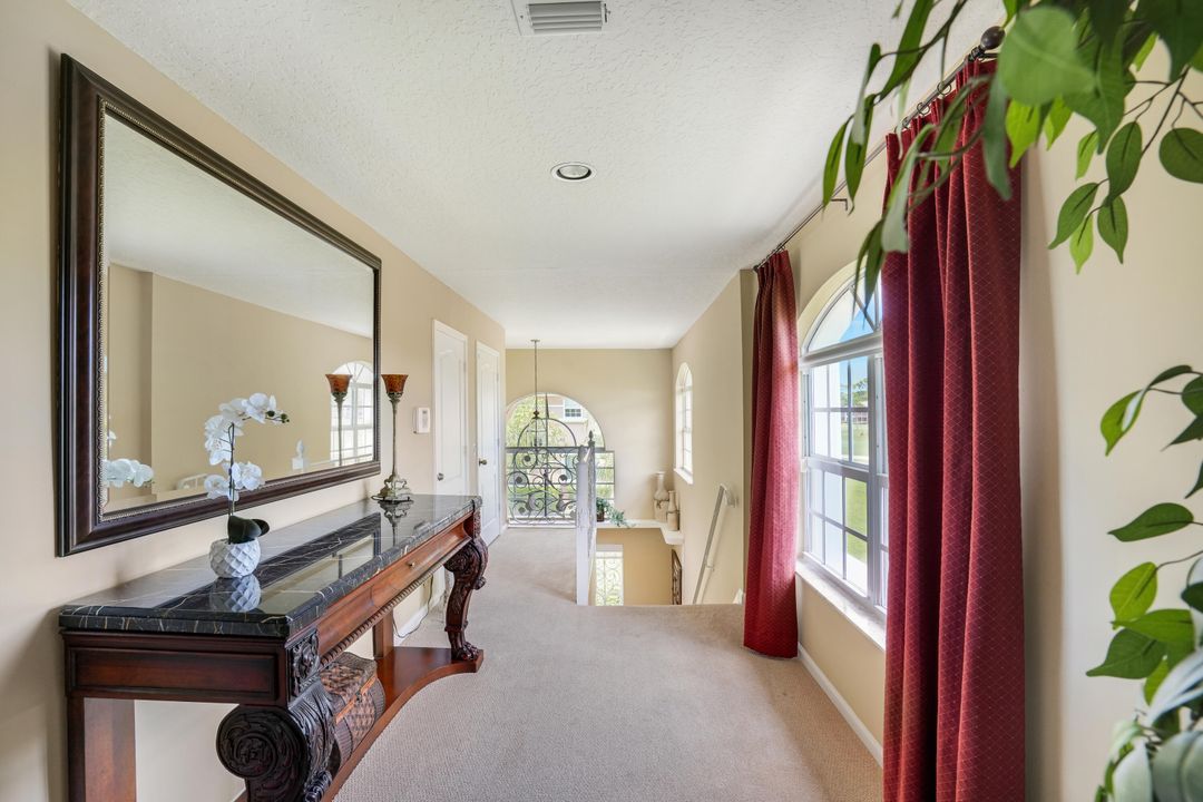 Active With Contract: $799,900 (3 beds, 2 baths, 2013 Square Feet)