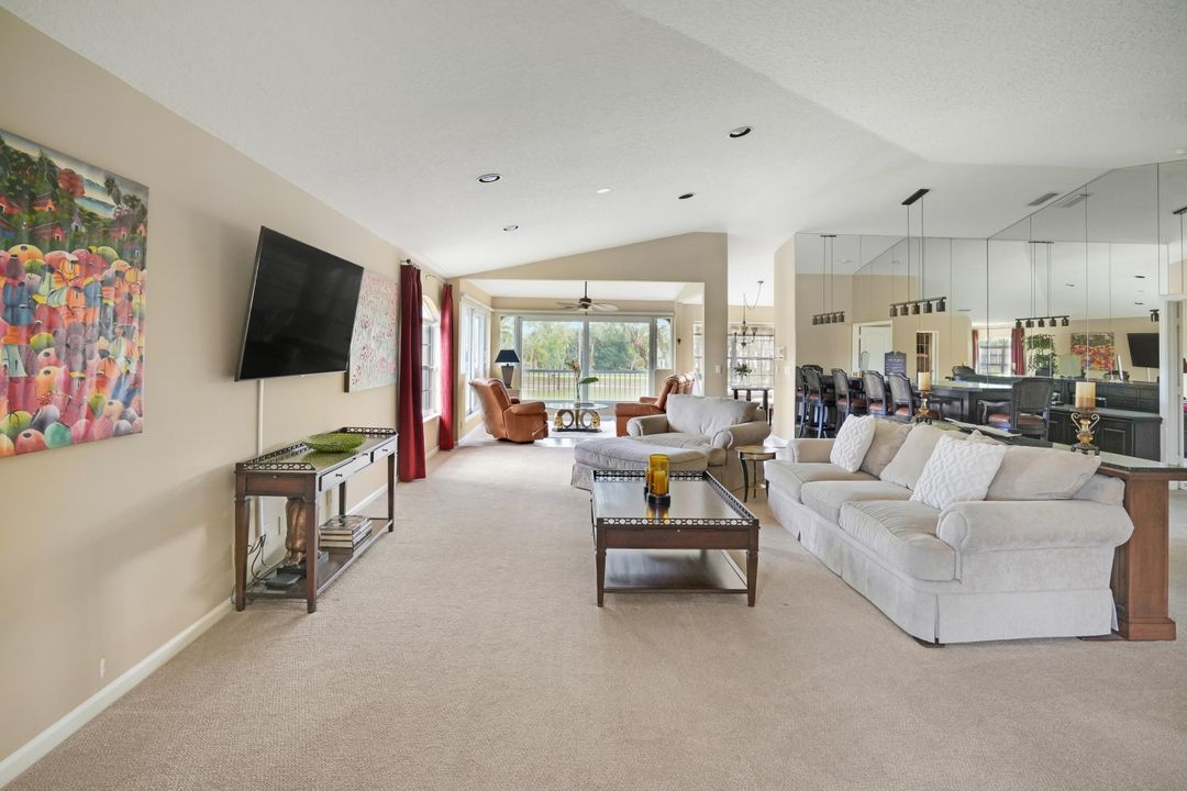 Active With Contract: $799,900 (3 beds, 2 baths, 2013 Square Feet)