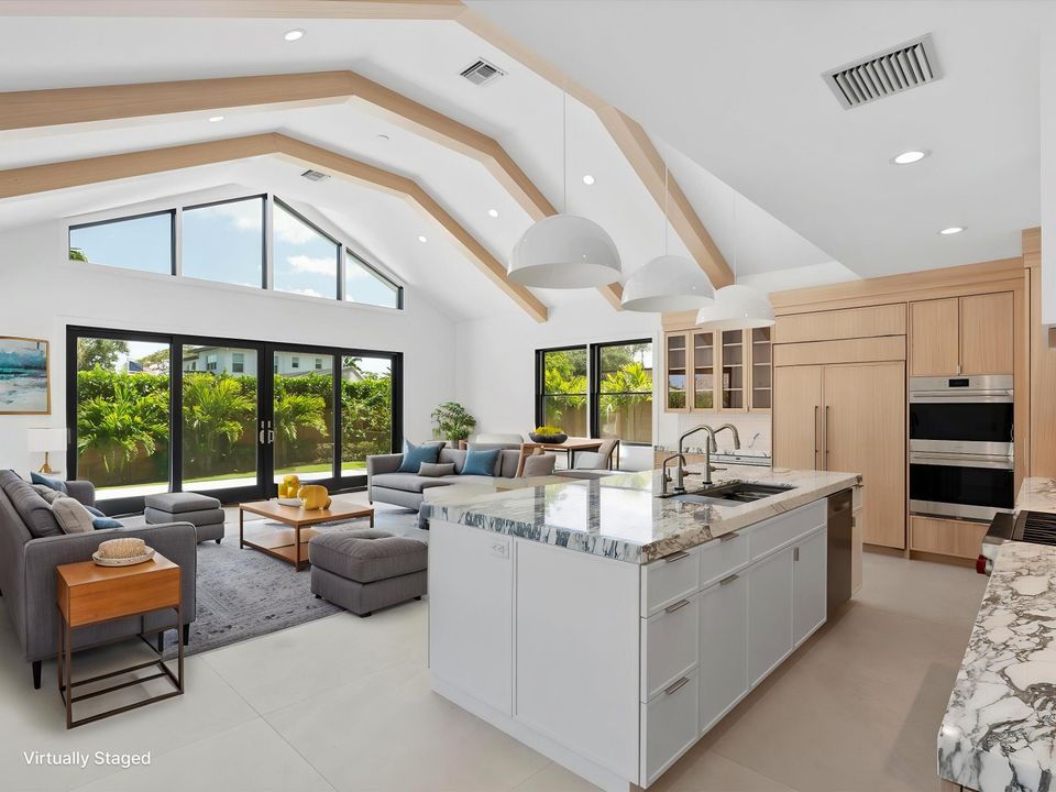 For Sale: $4,999,000 (5 beds, 6 baths, 3854 Square Feet)