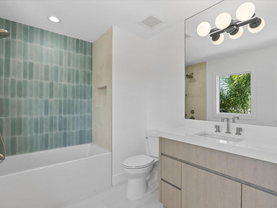 For Sale: $4,999,000 (5 beds, 6 baths, 3854 Square Feet)