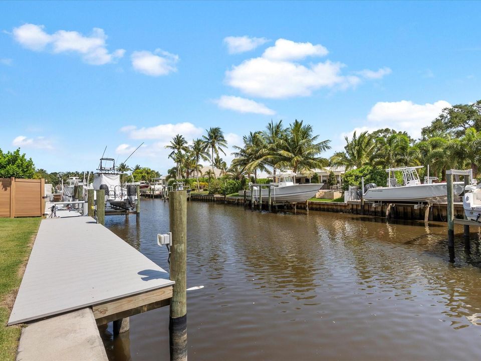 For Sale: $4,999,000 (5 beds, 6 baths, 3854 Square Feet)