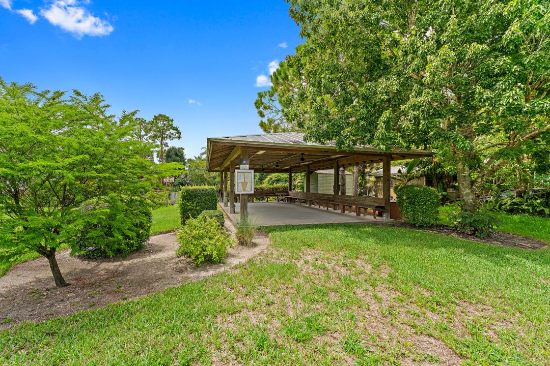 Active With Contract: $649,000 (3 beds, 2 baths, 1558 Square Feet)