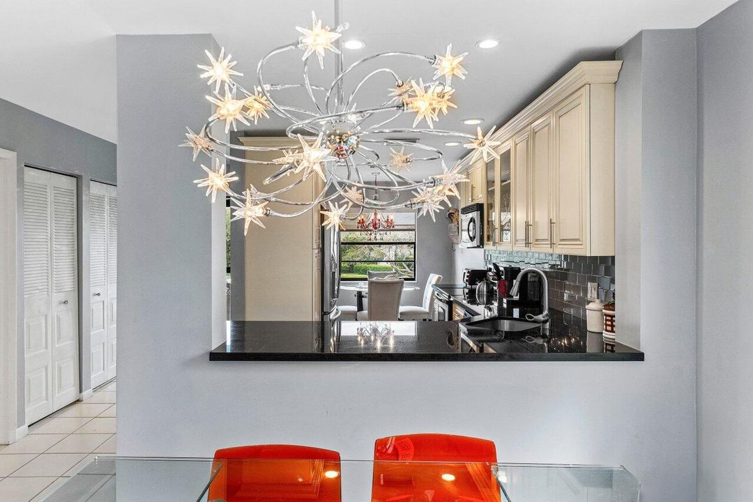 Activo con contrato: $6,000 (2 camas, 2 baños, 1429 Pies cuadrados)