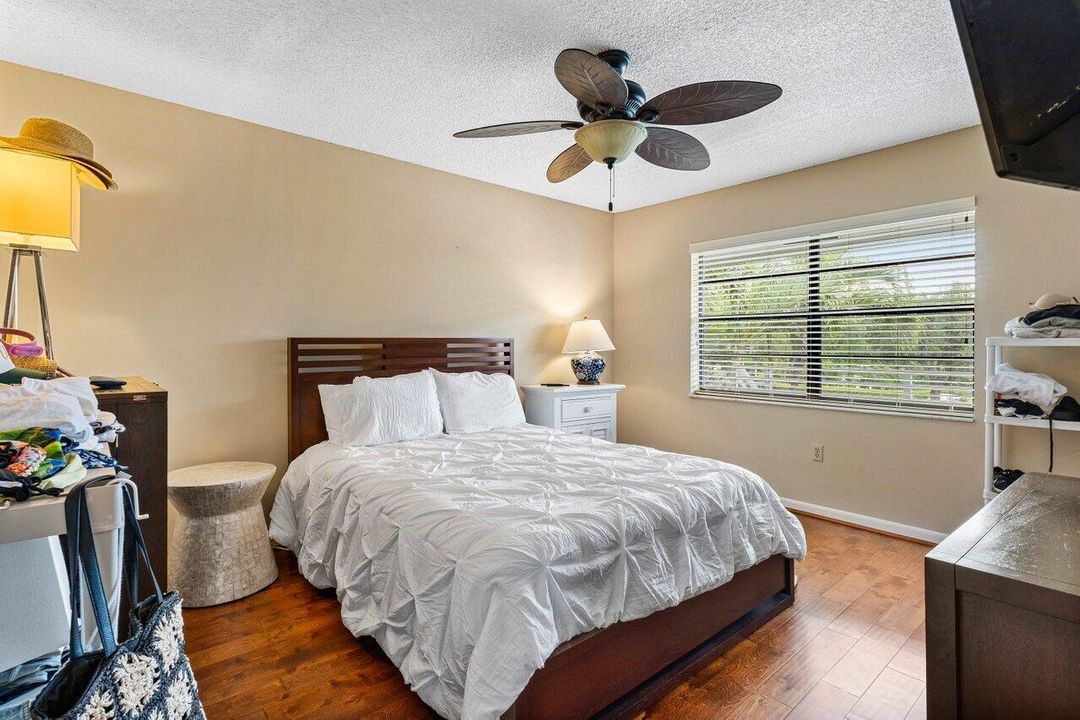 Activo con contrato: $6,000 (2 camas, 2 baños, 1429 Pies cuadrados)