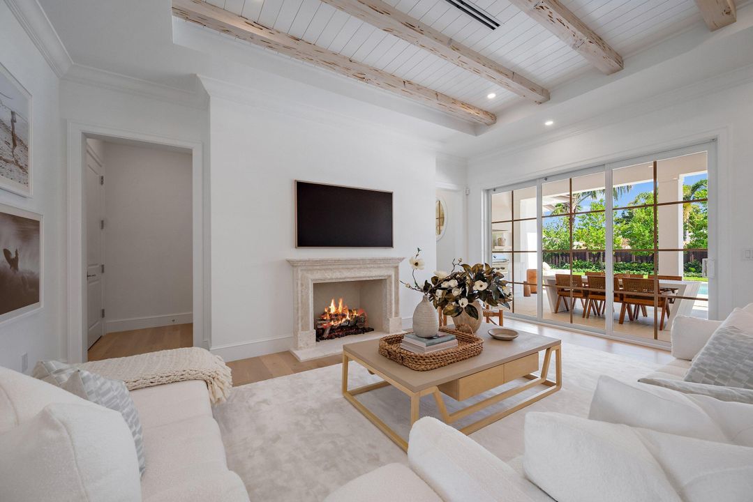 En Venta: $4,275,000 (4 camas, 4 baños, 4046 Pies cuadrados)