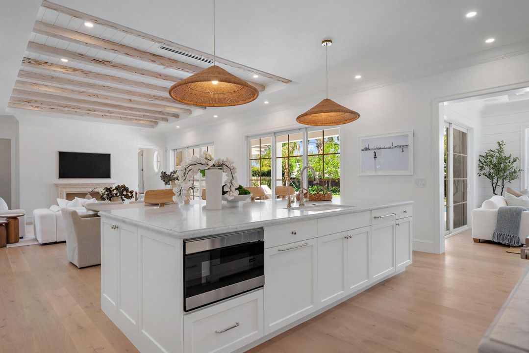 En Venta: $4,275,000 (4 camas, 4 baños, 4046 Pies cuadrados)