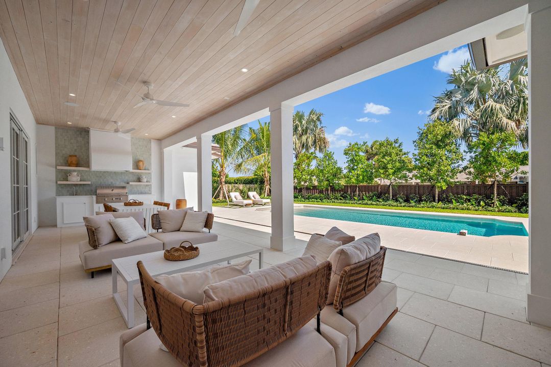 En Venta: $4,275,000 (4 camas, 4 baños, 4046 Pies cuadrados)