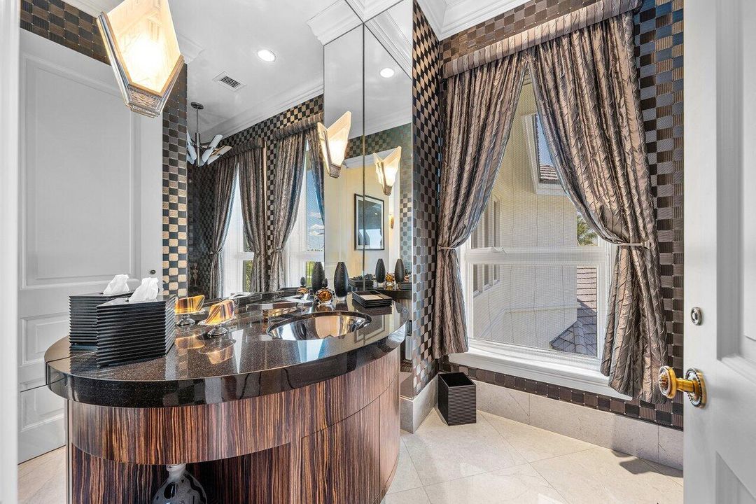 En Venta: $29,500,000 (7 camas, 6 baños, 9962 Pies cuadrados)