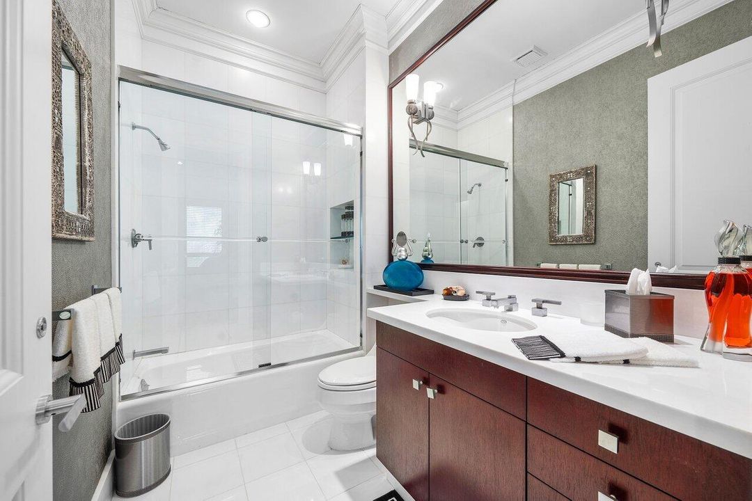 En Venta: $29,500,000 (7 camas, 6 baños, 9962 Pies cuadrados)