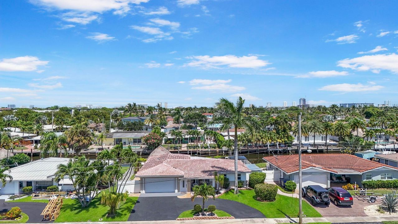 For Rent: $7,995 (2 beds, 2 baths, 1288 Square Feet)