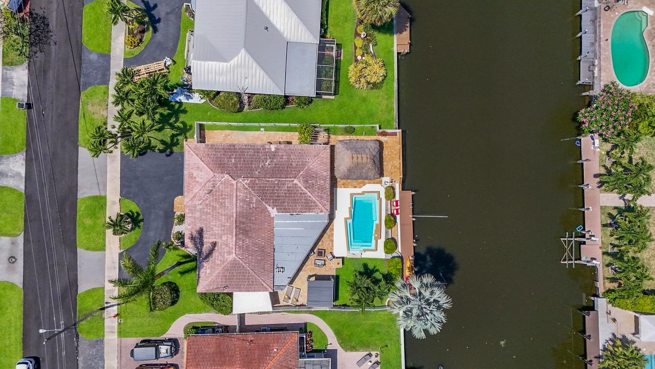 For Rent: $7,995 (2 beds, 2 baths, 1288 Square Feet)