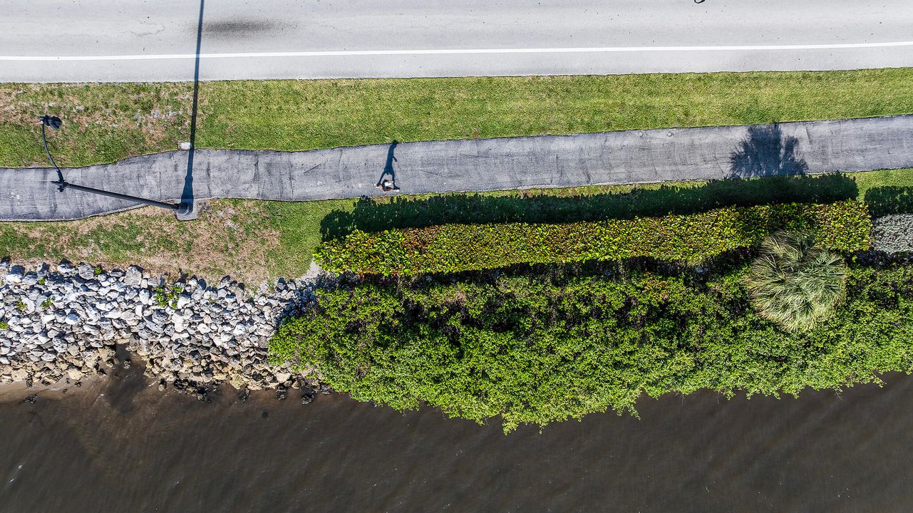 出租: $7,500 (2 贝兹, 2 浴室, 1637 平方英尺)