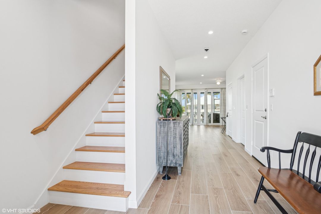 На продажу: $1,375,000 (4 спален, 2 ванн, 3353 Квадратных фут)