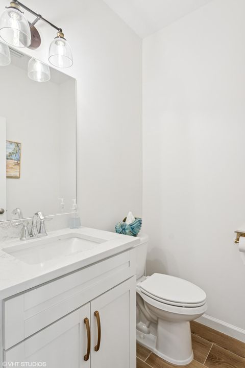 На продажу: $1,375,000 (4 спален, 2 ванн, 3353 Квадратных фут)