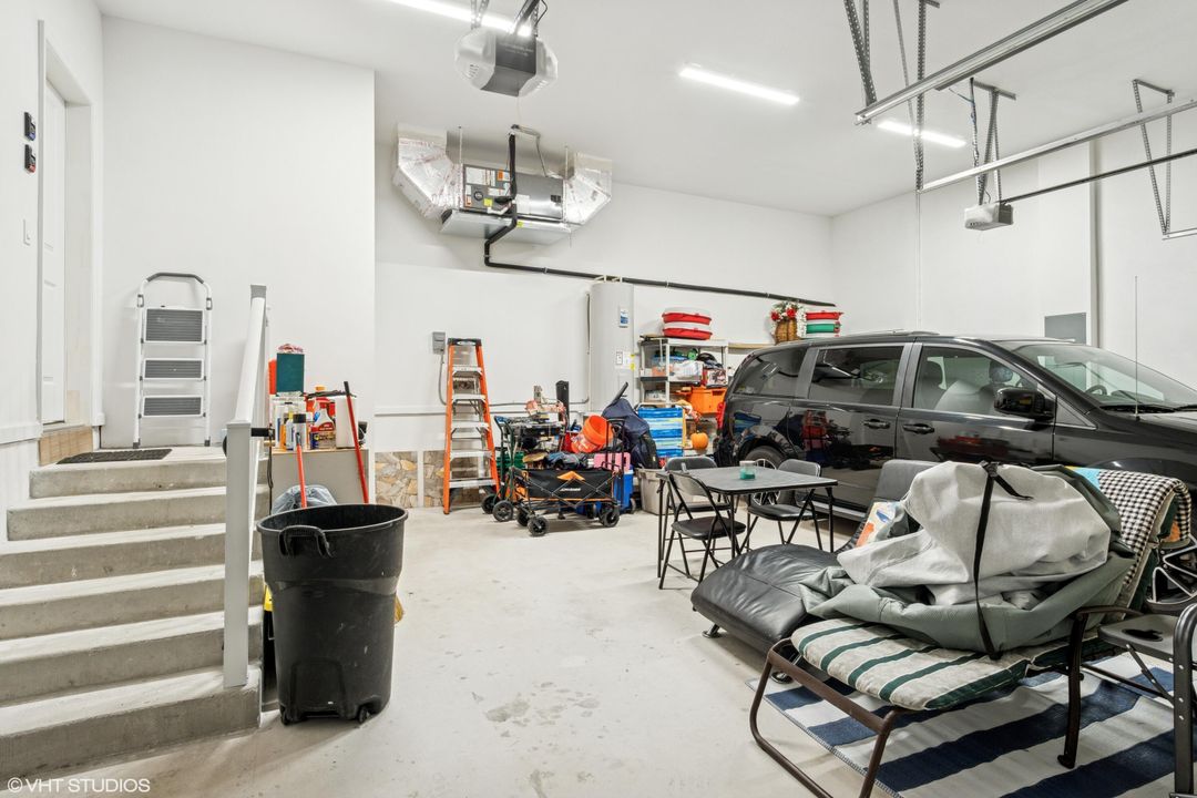 На продажу: $1,375,000 (4 спален, 2 ванн, 3353 Квадратных фут)