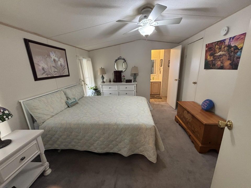 待售: $49,900 (2 贝兹, 2 浴室, 924 平方英尺)