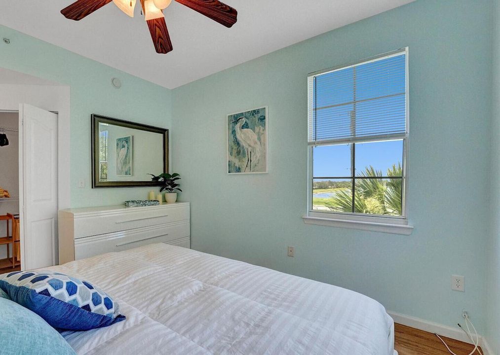 For Sale: $300,000 (3 beds, 2 baths, 1310 Square Feet)