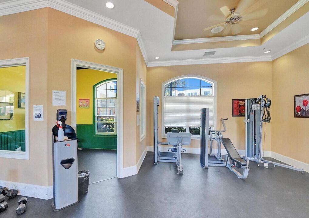 For Sale: $300,000 (3 beds, 2 baths, 1310 Square Feet)