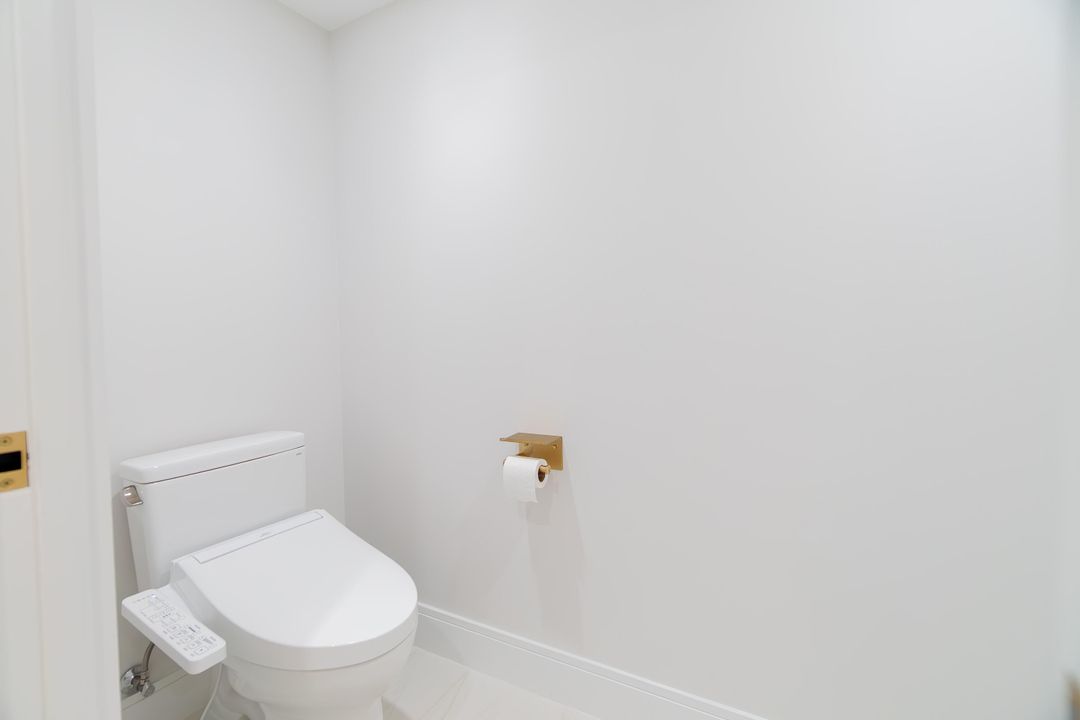 待售: $1,650,000 (2 贝兹, 2 浴室, 2448 平方英尺)