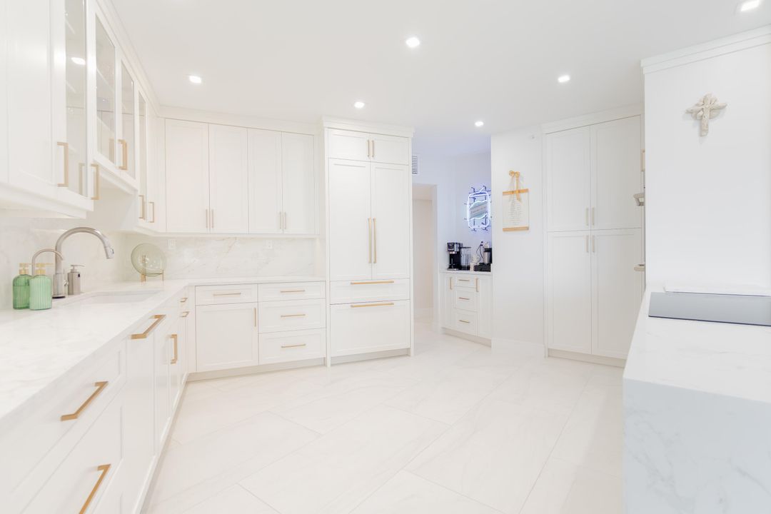 待售: $1,650,000 (2 贝兹, 2 浴室, 2448 平方英尺)