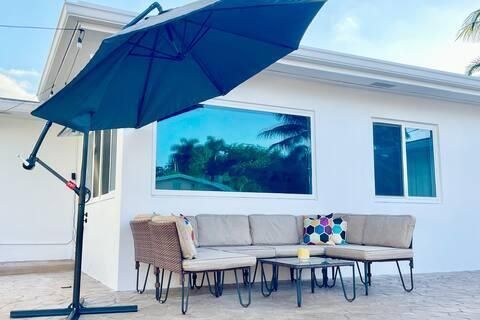 На продажу: $1,400,000 (3 спален, 2 ванн, 2064 Квадратных фут)