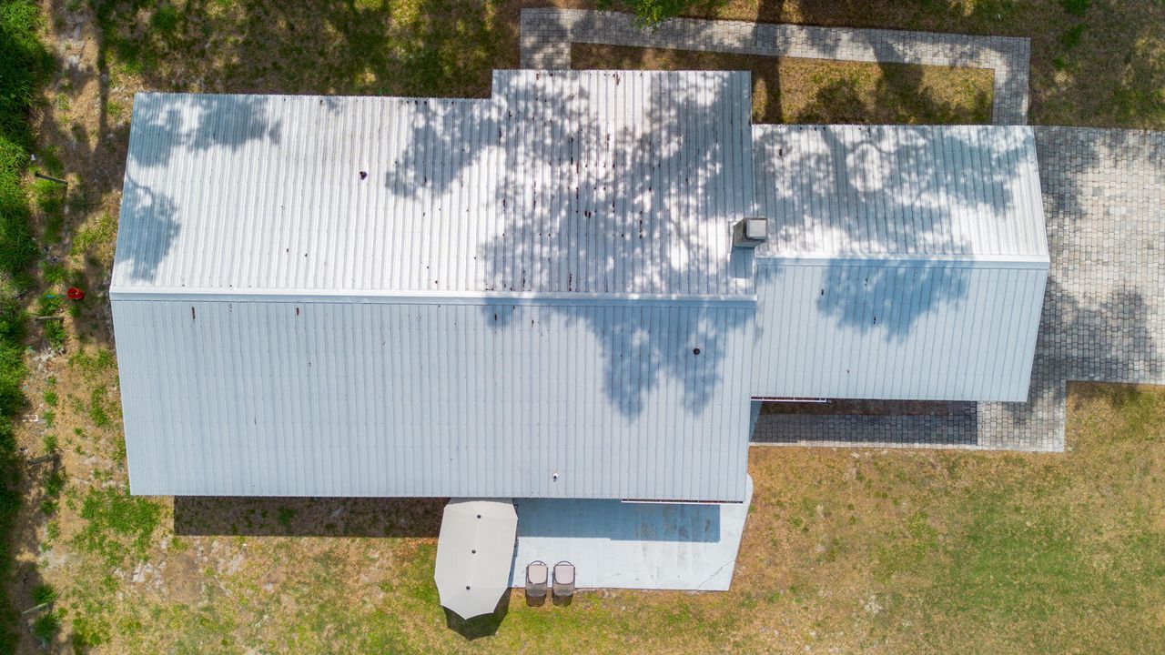 Active With Contract: $369,900 (3 beds, 2 baths, 1440 Square Feet)