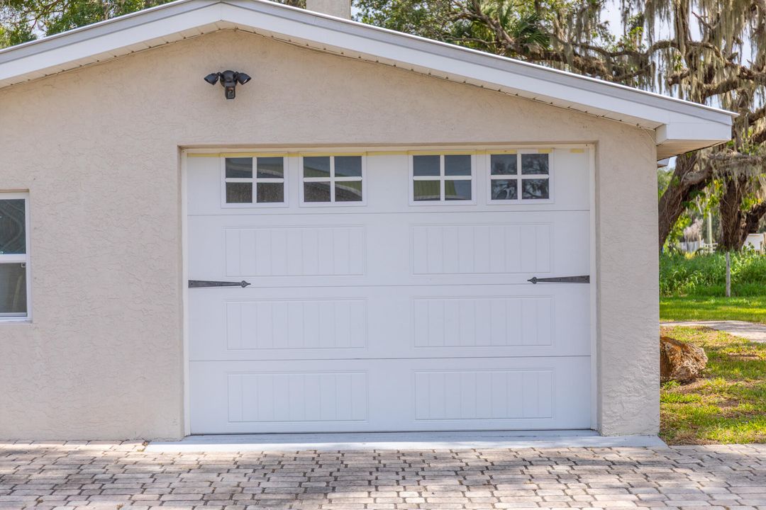 Active With Contract: $369,900 (3 beds, 2 baths, 1440 Square Feet)