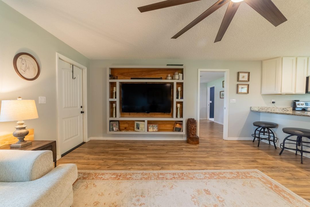 Active With Contract: $369,900 (3 beds, 2 baths, 1440 Square Feet)