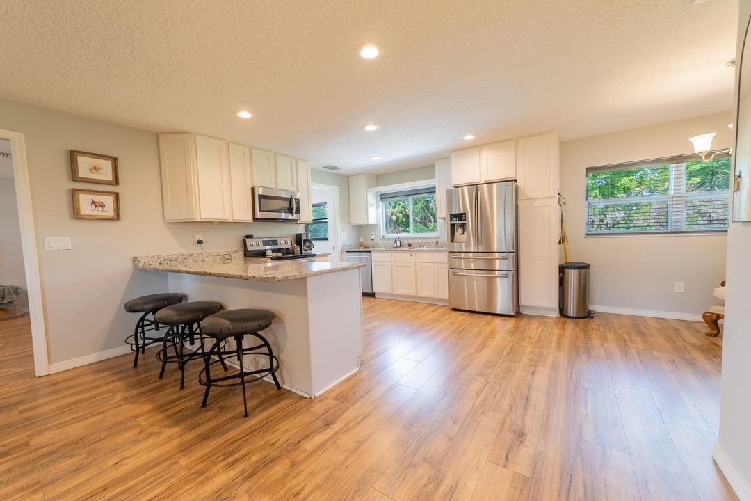 Active With Contract: $369,900 (3 beds, 2 baths, 1440 Square Feet)