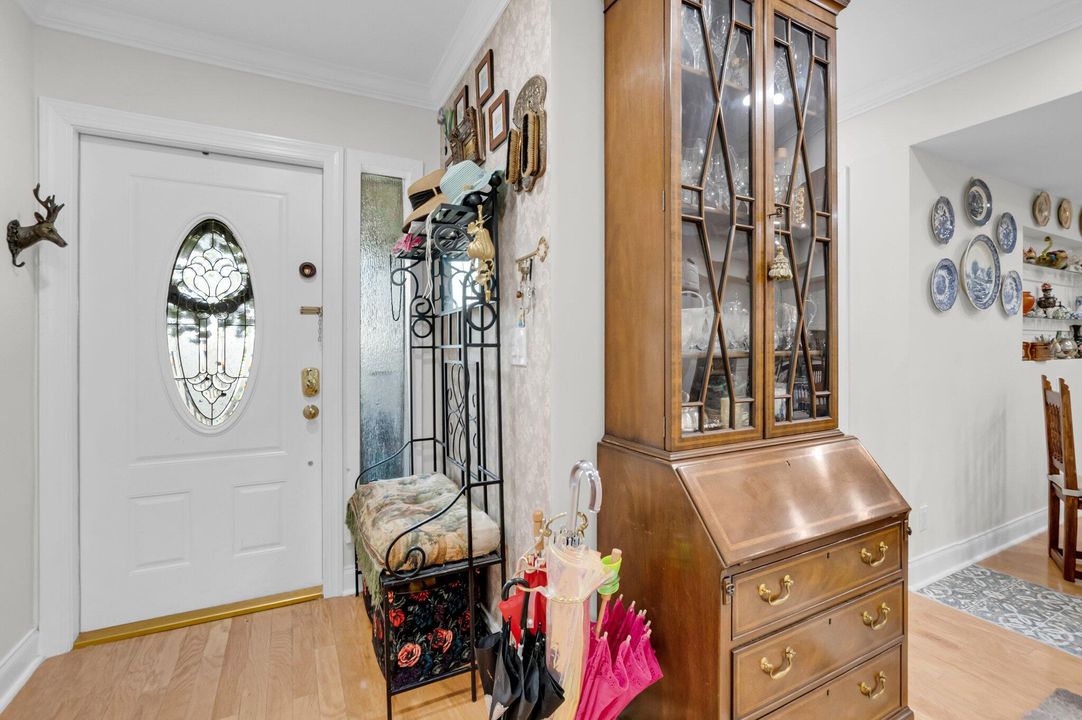 На продажу: $567,500 (3 спален, 3 ванн, 2105 Квадратных фут)