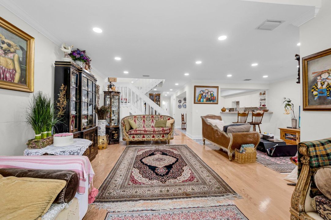 На продажу: $567,500 (3 спален, 3 ванн, 2105 Квадратных фут)