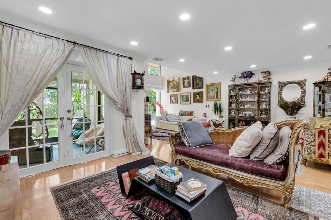 На продажу: $567,500 (3 спален, 3 ванн, 2105 Квадратных фут)