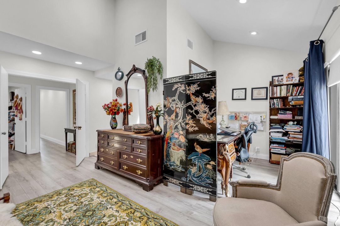 На продажу: $567,500 (3 спален, 3 ванн, 2105 Квадратных фут)