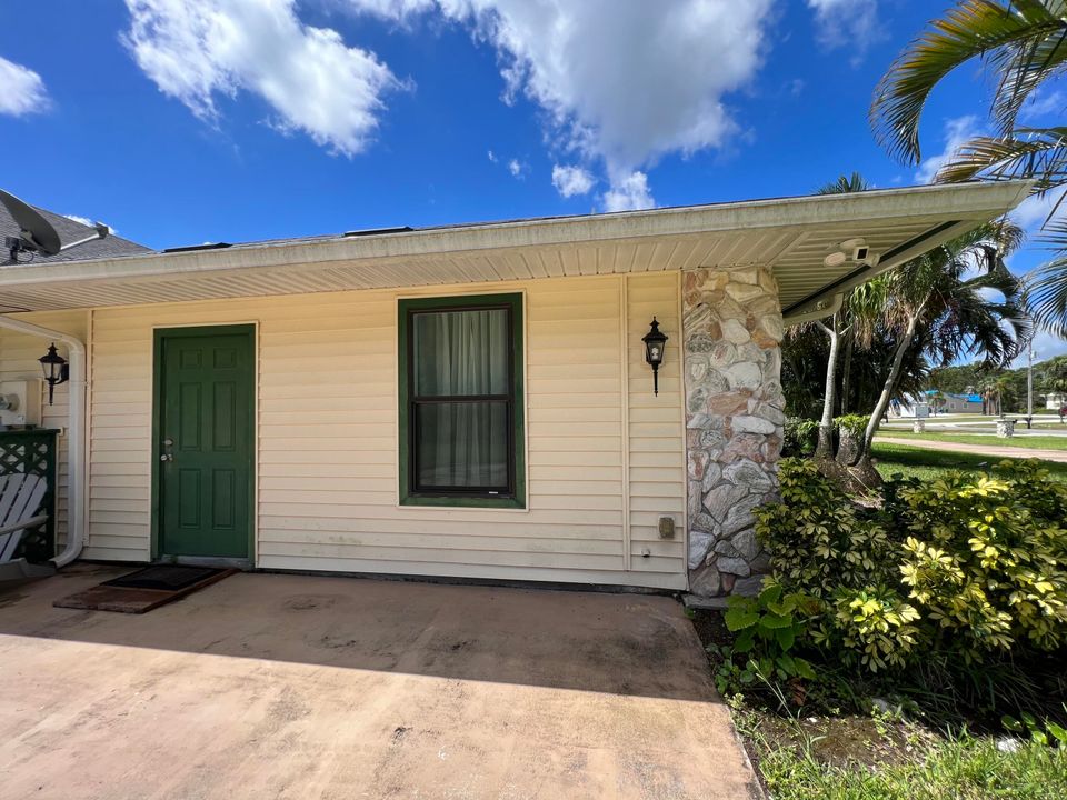 最近租的: $1,300 (0 贝兹, 1 浴室, 672 平方英尺)