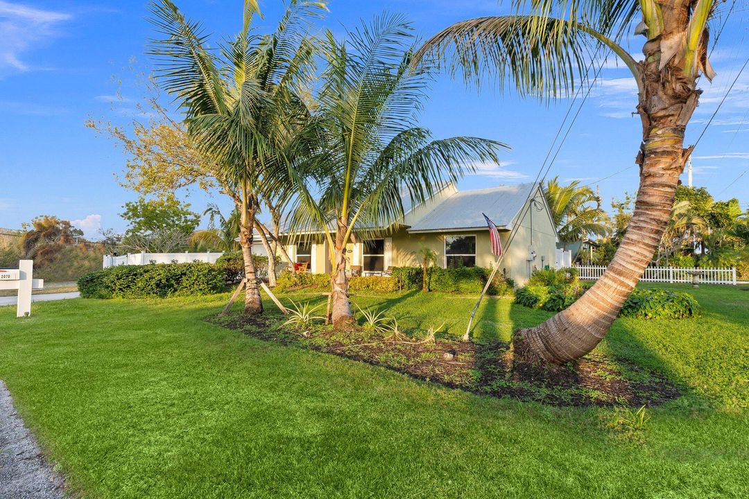 Recently Sold: $449,000 (3 beds, 2 baths, 1118 Square Feet)