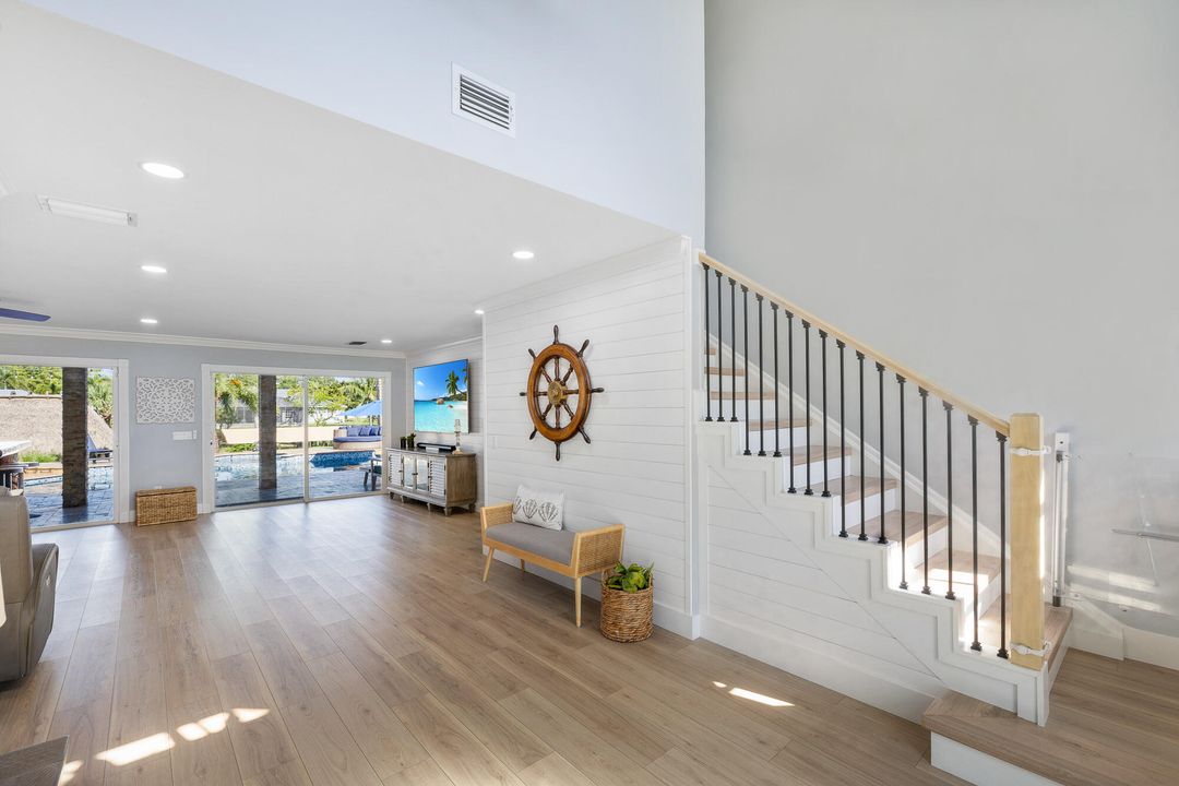 На продажу: $1,165,000 (4 спален, 3 ванн, 2542 Квадратных фут)