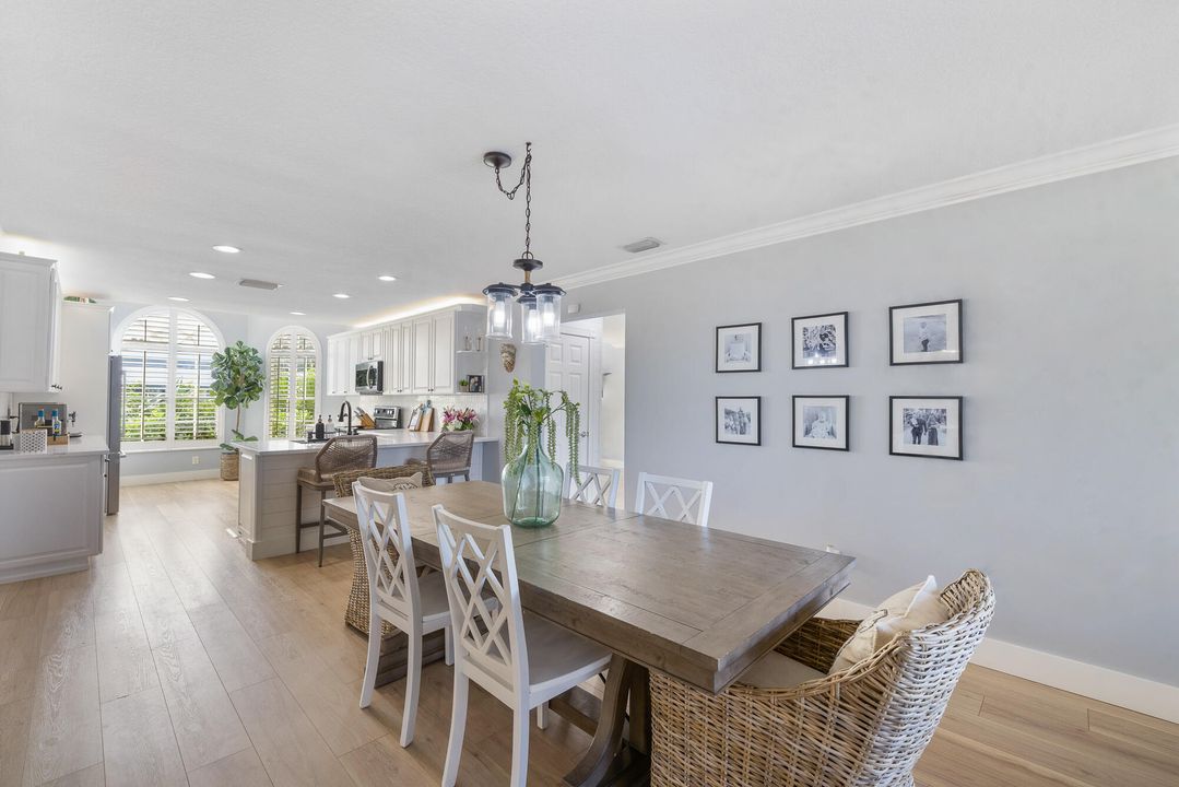 На продажу: $1,165,000 (4 спален, 3 ванн, 2542 Квадратных фут)